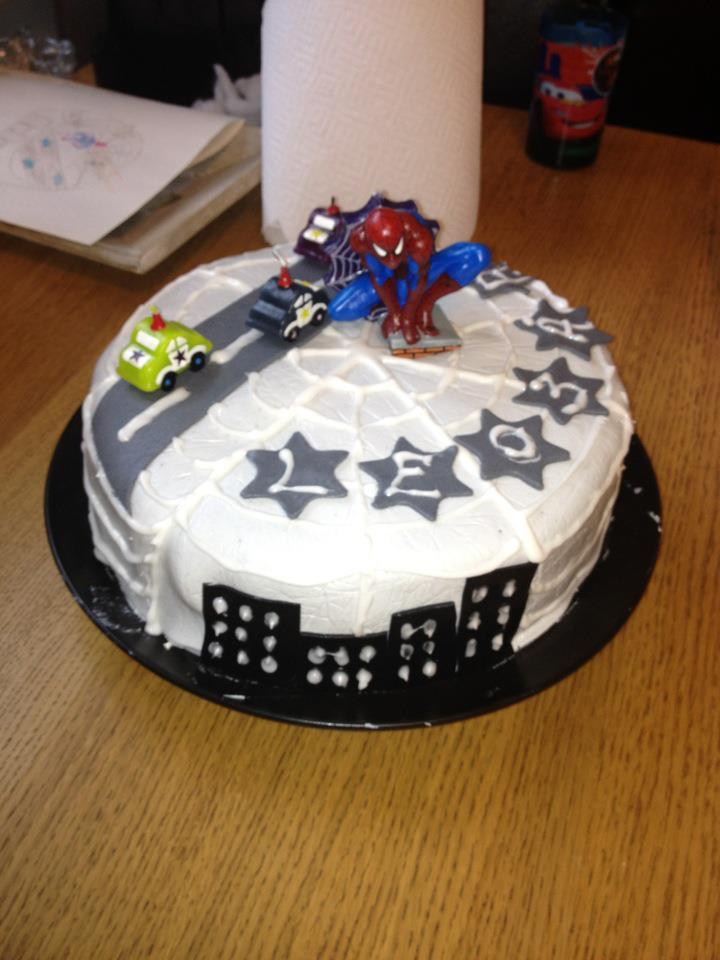 spiderman-tarta